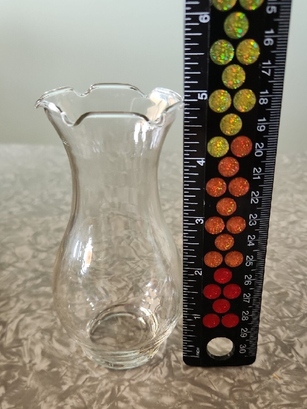 Source Unknown Clear Ruffled Rim Glass Vase - Picture 2 of 9